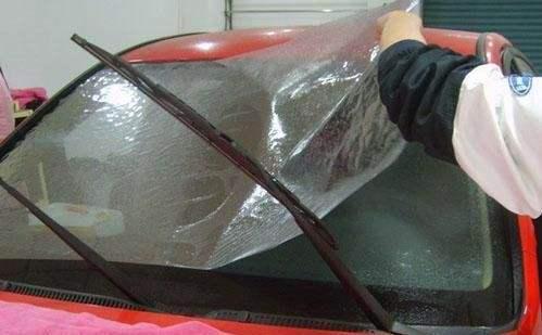 汽车贴防刮膜多少钱 汽车贴防刮膜多少钱