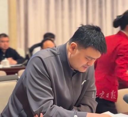 姚明建议未成年人息屏24小时行动 姚明建议未成年人息屏24小时行动