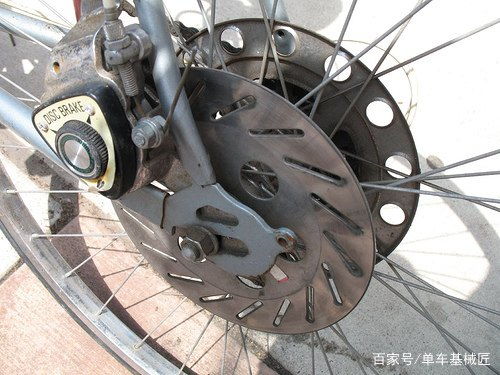 汽车安装碟刹多少钱 汽车安装碟刹多少钱