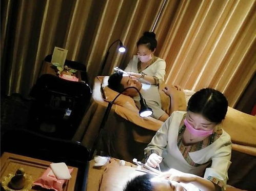 记者暗访采耳馆含大量擦边服务 记者暗访采耳馆含大量擦边服务