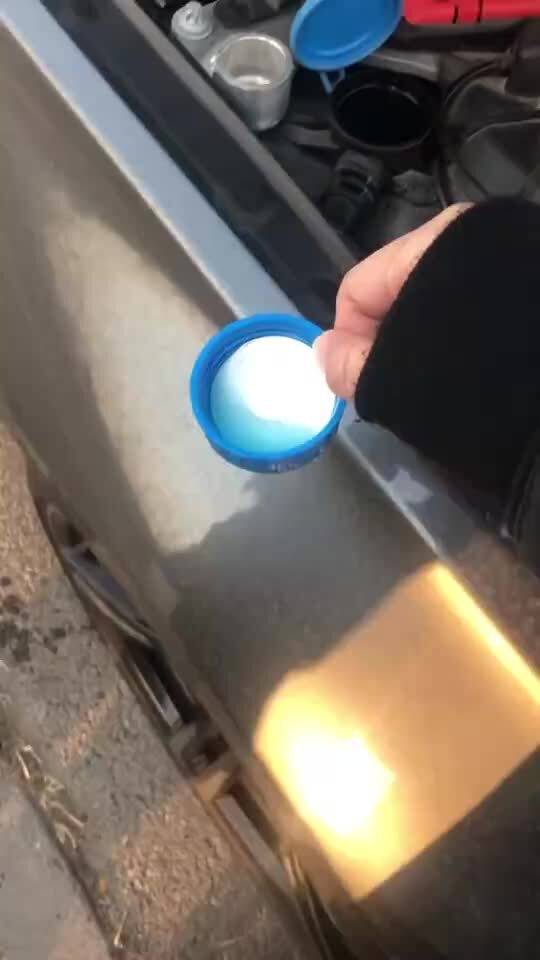 汽车一次加多少玻璃水 汽车一次加多少玻璃水