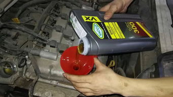 一般汽车加多少机油