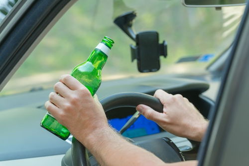 汽车可以携带多少瓶啤酒