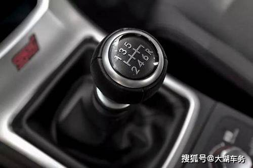 手动挡汽车车速多少