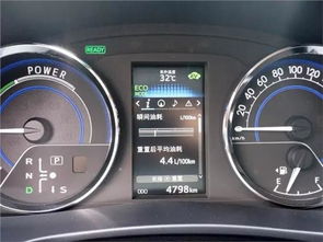 汽车油表多少公里换油 汽车油表多少公里换油