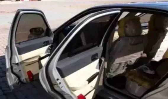 换汽车天窗多少钱 换汽车天窗多少钱