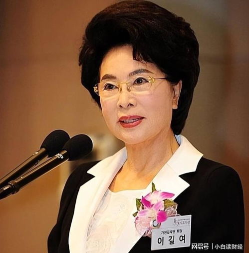 韩国93岁女校长因“冻龄”走红 韩国93岁女校长因“冻龄”走红