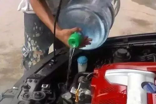 汽车换过水箱多少钱一个(汽车换过水箱需要多少钱?全面解析水箱更换成本与因素) 汽车换过水箱多少钱一个(汽车换过水箱需要多少钱?全面解析水箱更换成本与因素)