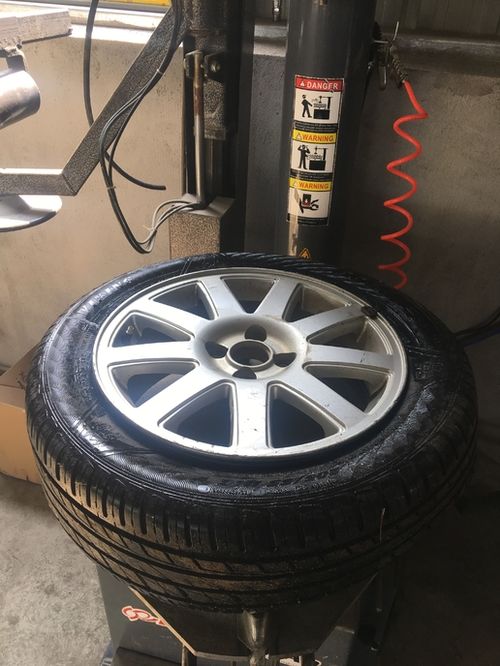 汽车轮胎补胎要多少钱(汽车轮胎补胎费用详解) 汽车轮胎补胎要多少钱(汽车轮胎补胎费用详解)
