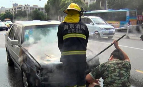 汽车仪表盘多少个灯亮(汽车仪表盘灯光的奥秘,多少灯光在闪烁? 汽车仪表盘多少个灯亮(汽车仪表盘灯光的奥秘,多少灯光在闪烁?