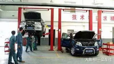汽车4s店价格差多少(汽车4S店价格差异探究)
