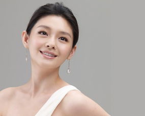 演员李诗英称怀上和前夫的二胎(演员李诗英宣布怀上和前夫的二胎，再次开启人生新篇章)