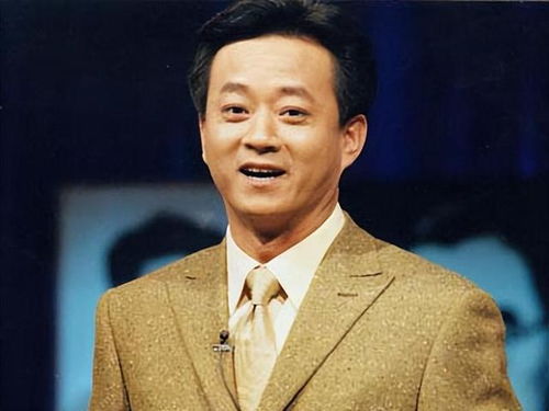 前央视主持人在杨少华灵堂前崩溃(前央视主持人杨少华灵堂前崩溃,生命的落幕与情感的释放) 前央视主持人在杨少华灵堂前崩溃(前央视主持人杨少华灵堂前崩溃,生命的落幕与情感的释放)